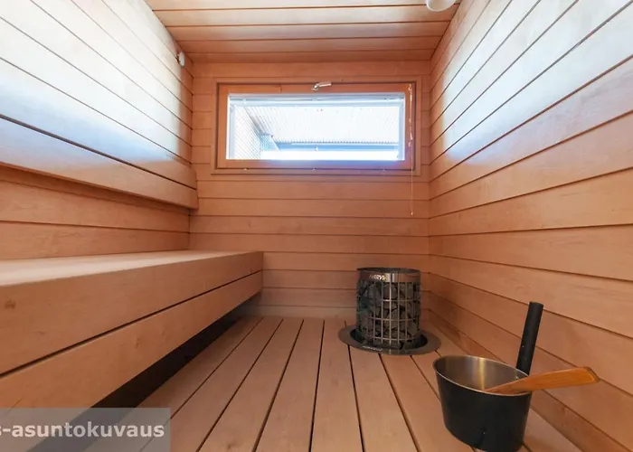 The View In With Private Balcony, Sauna, Car Park Apartamento Turku